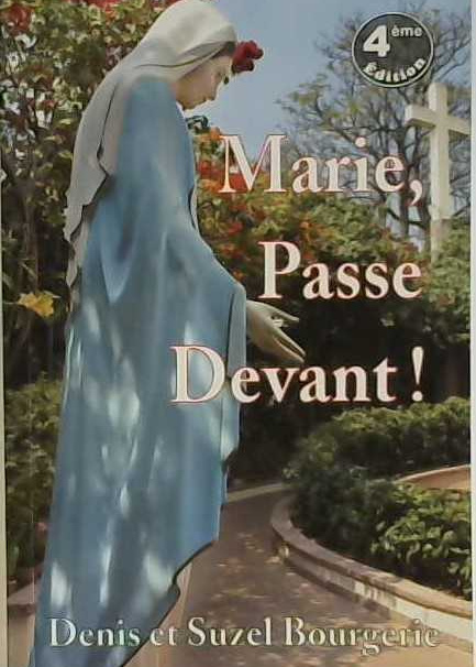 Marie passe devant